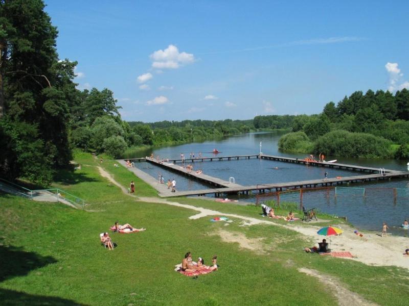 Krysztalowy Palacyk Козенице Экстерьер фото